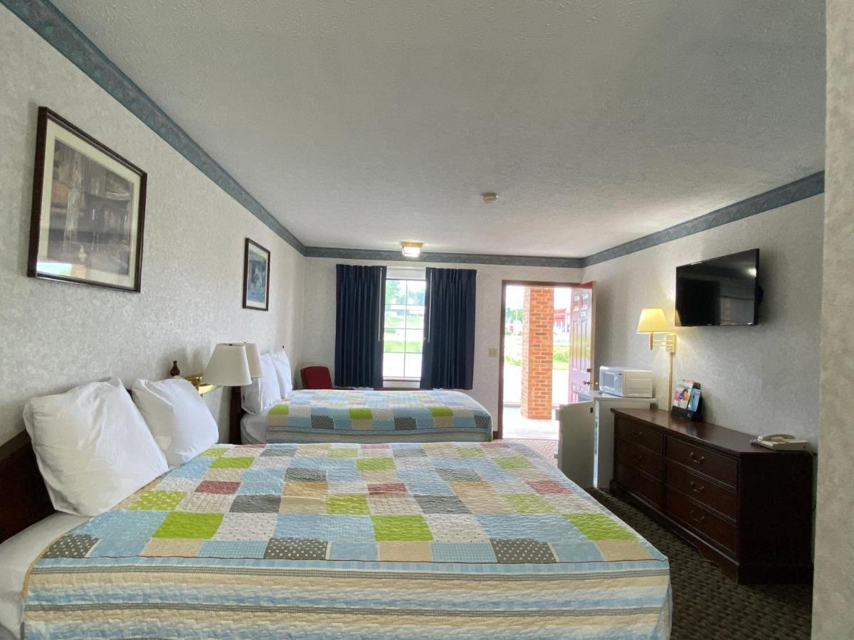 Americas Inn Бардстаун Экстерьер фото