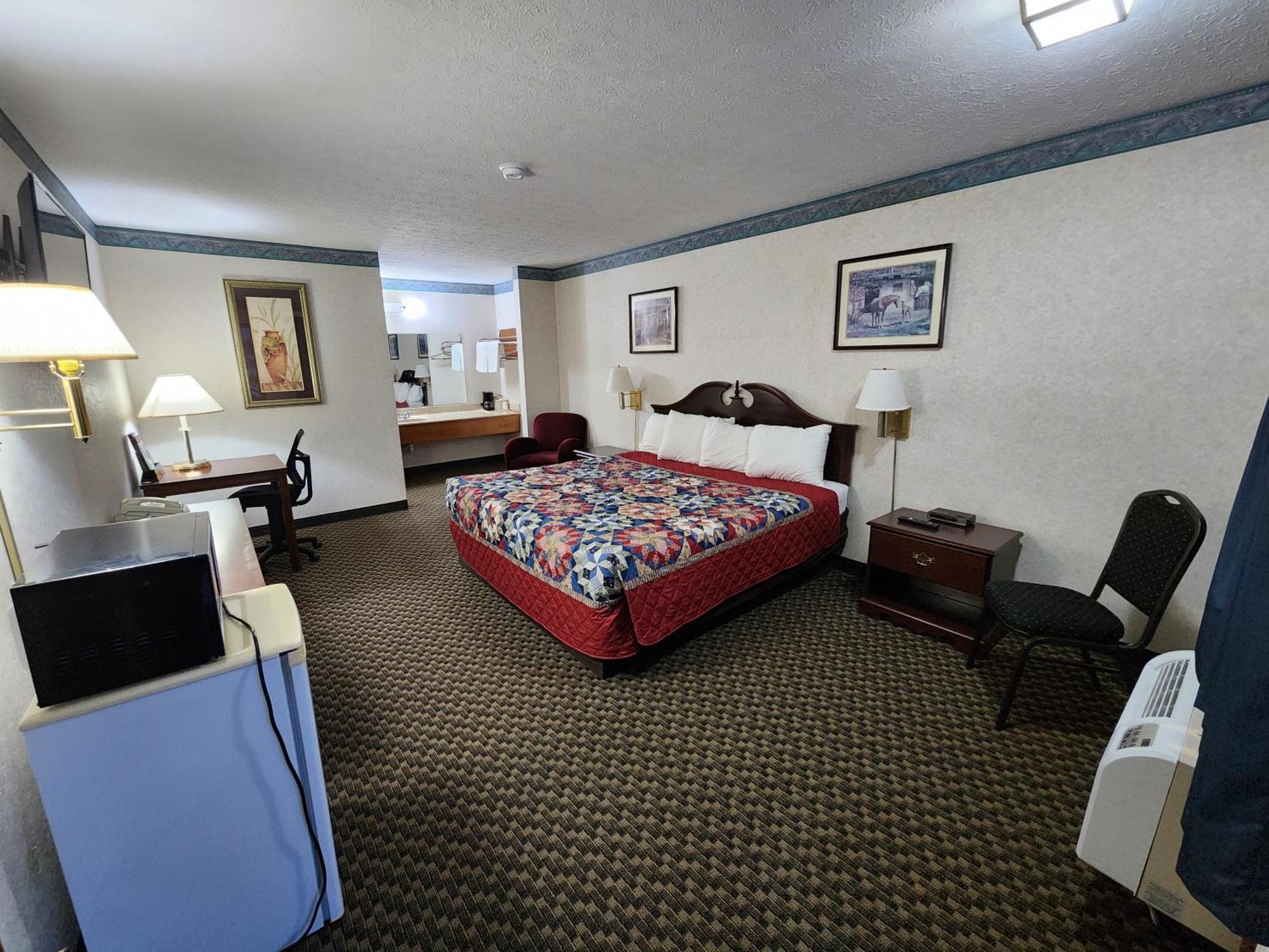 Americas Inn Бардстаун Экстерьер фото