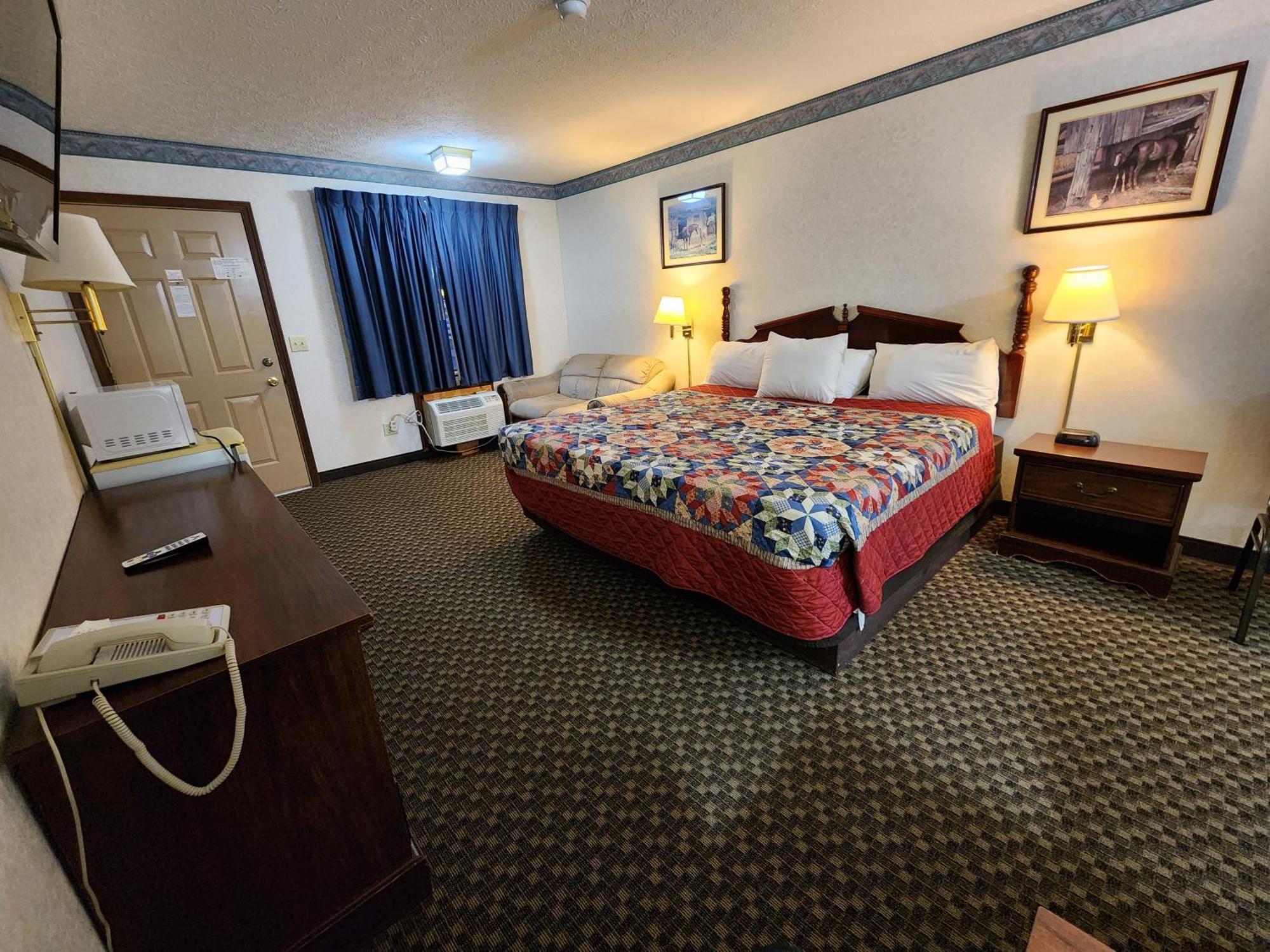 Americas Inn Бардстаун Экстерьер фото