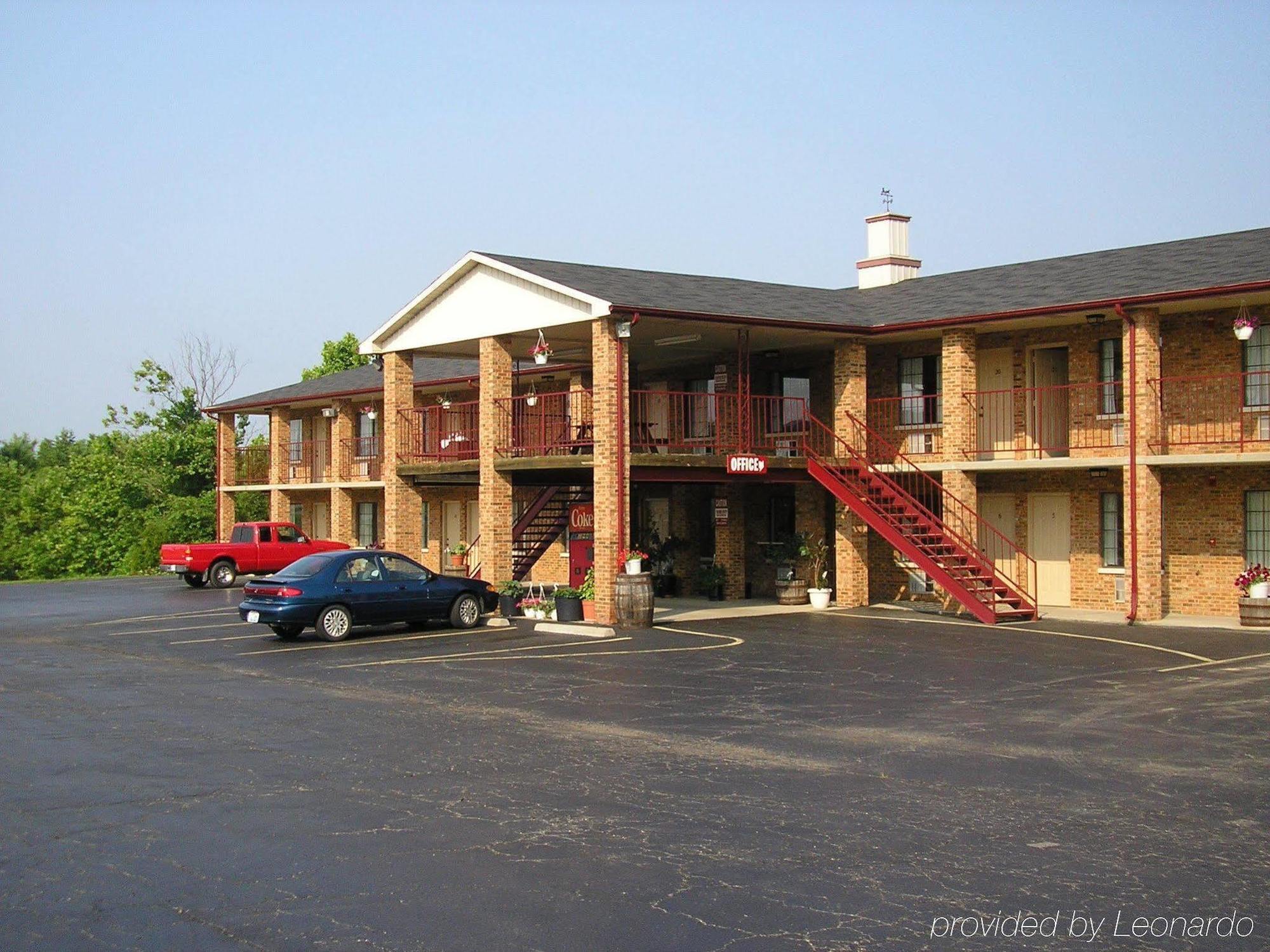 Americas Inn Бардстаун Экстерьер фото