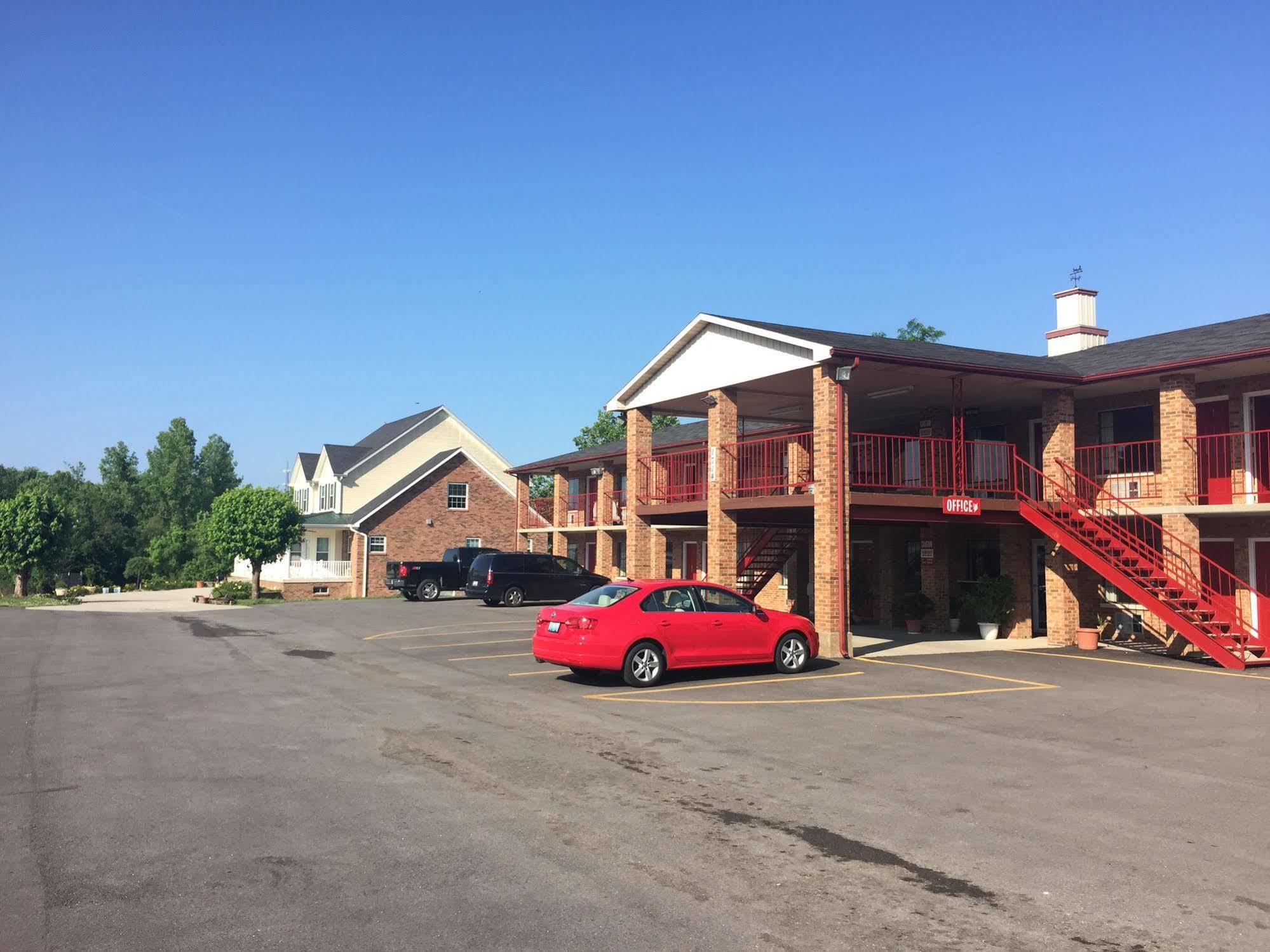 Americas Inn Бардстаун Экстерьер фото